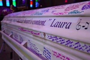 godupdates casket signed as tribute to girl who died from cancer 1