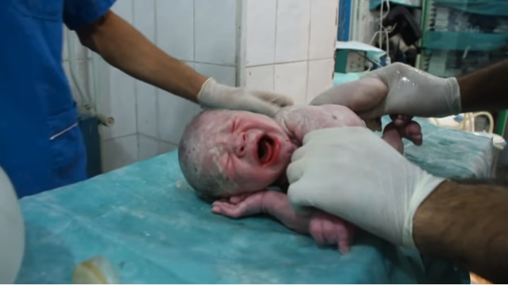 godupdates lifeless baby miraculously brought back to life after syrian airstrike 4