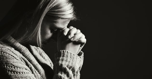 4 Simple Prayers for the Grieving Heart