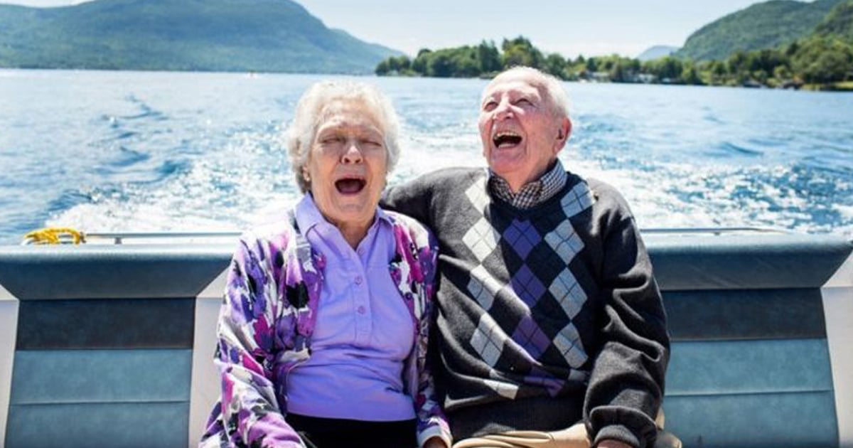 godupdates _ couples married 50 years shows what love really is