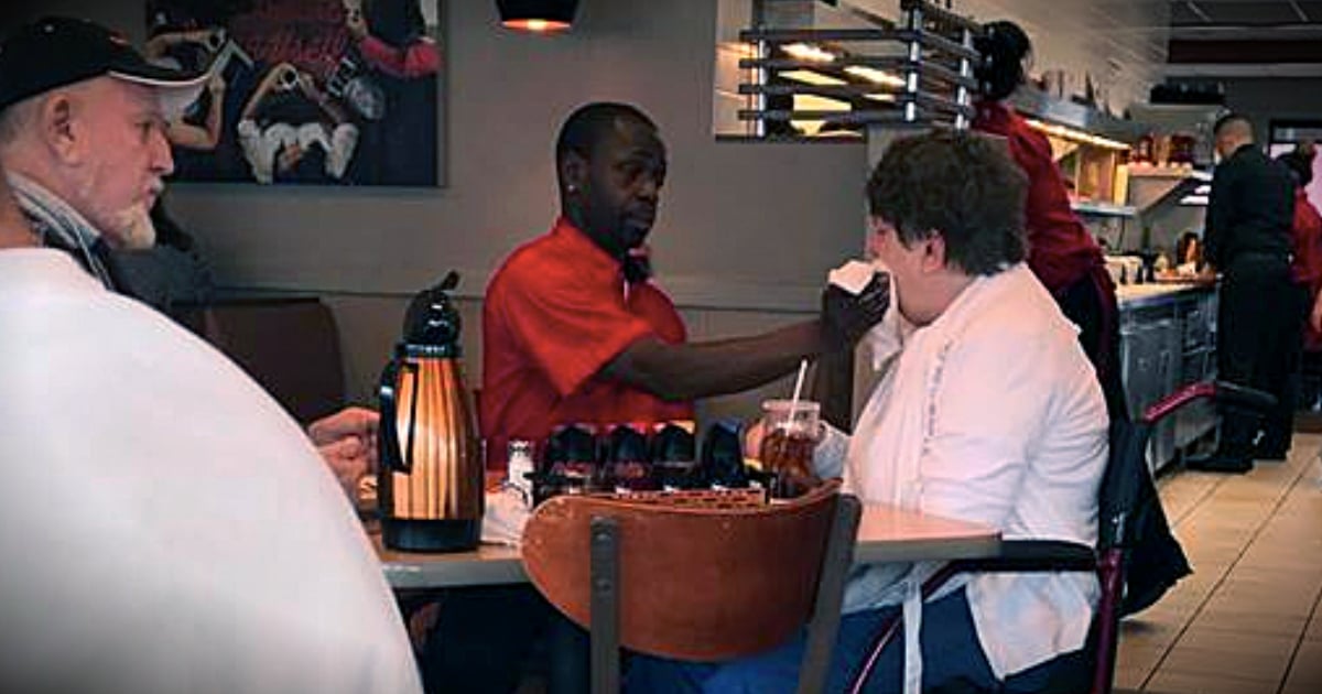 godupdates IHOP waiter feeds customer with Hungtington's Disease fb