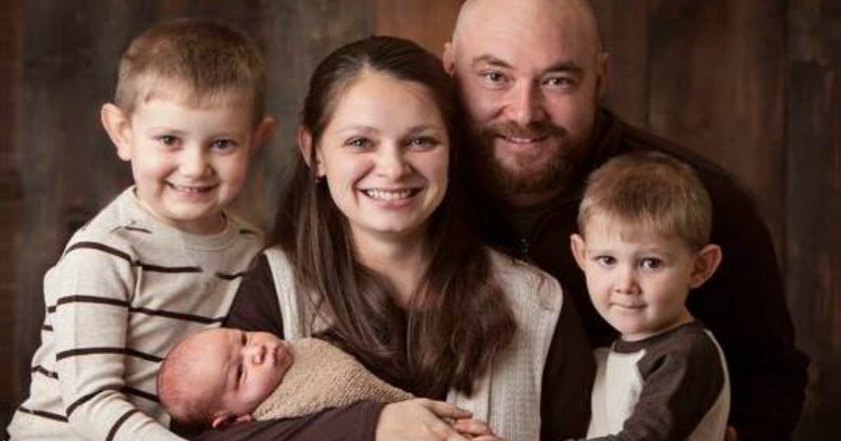 godupdates Pregnant Wife And 3 Boys Killed In Crash Distracted Driving Is Suspected fb