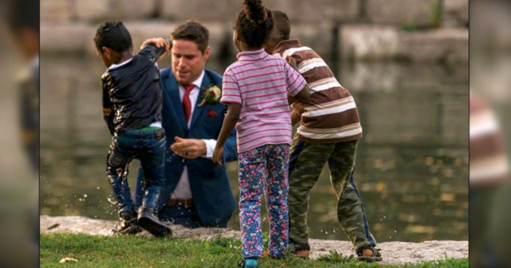 godupdates heroic groom saved a little boy from drowning during wedding photos 2