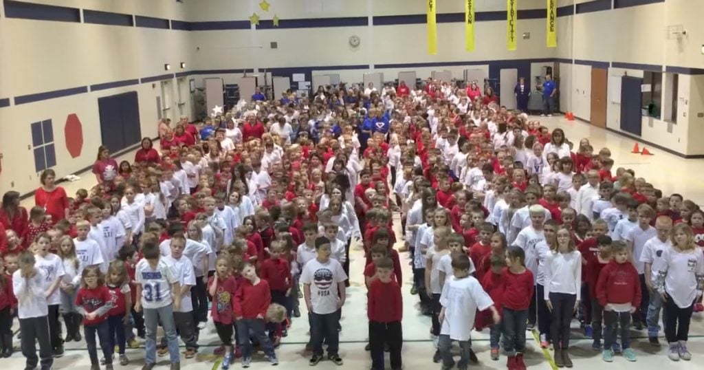  Students Sing Special 'Thank You' Songs For Veterans Day
