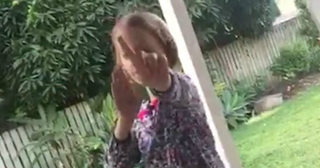 godupdates girl learns australian sign language