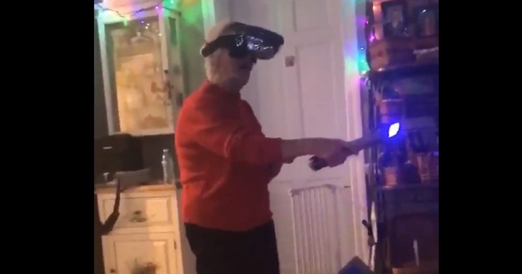 Hilarious Grannies Try New Technology