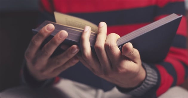 How to Study the Bible Like Billy Graham