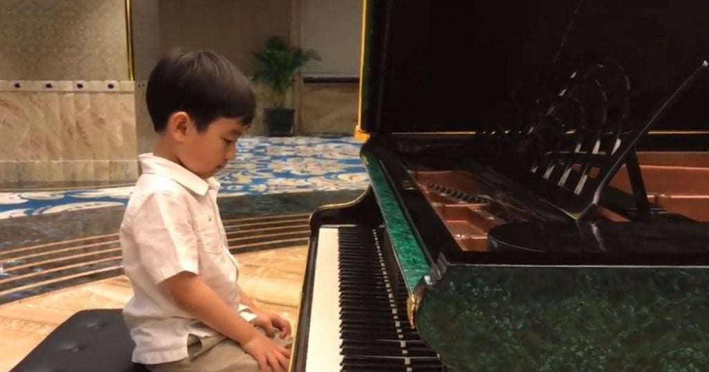 godupdates five-year-old pianist