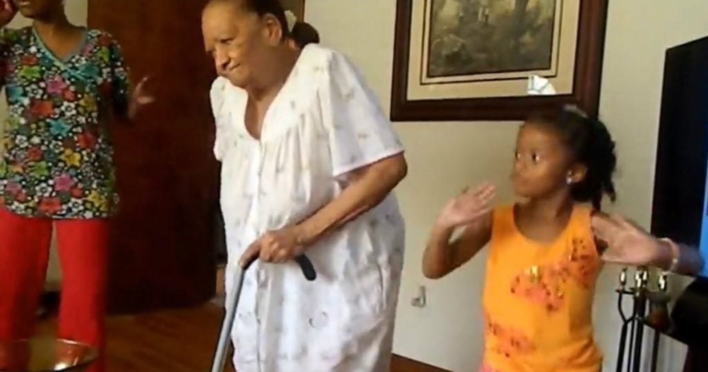 godupdates 94-year-old grandma dances with family