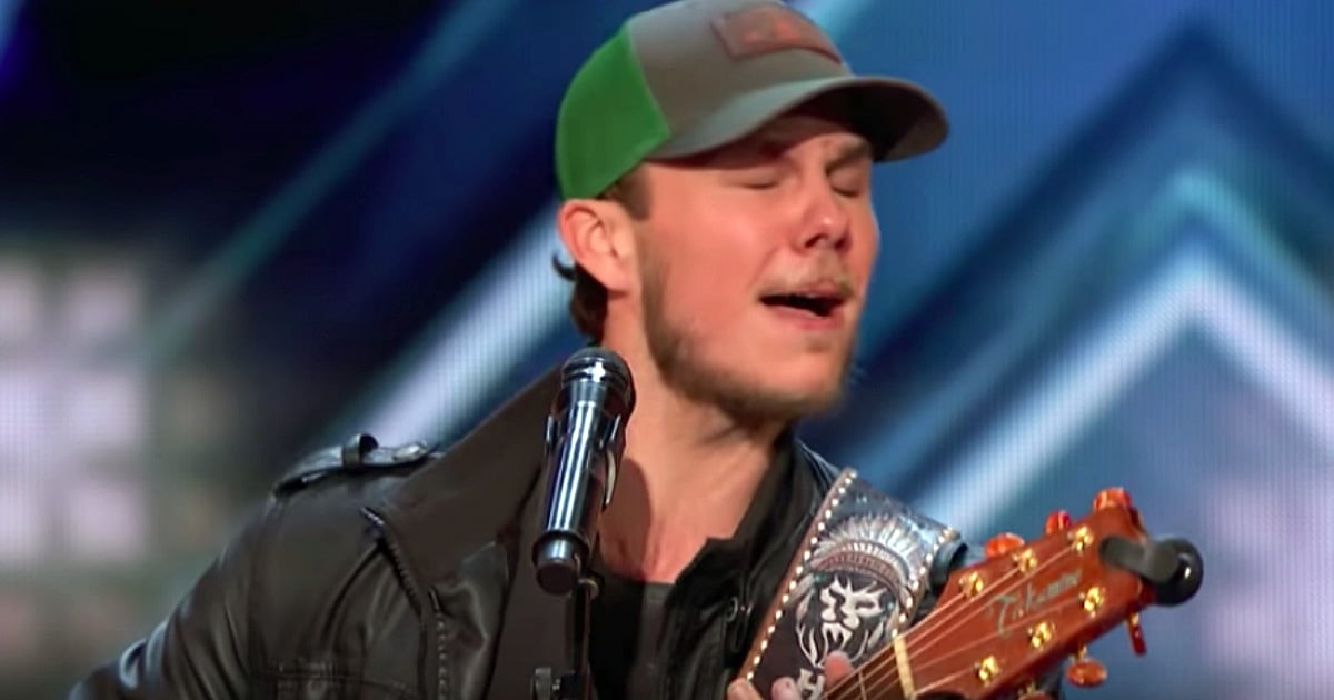 Country Singer Hunter Price's Singing Wows Simon on AGT