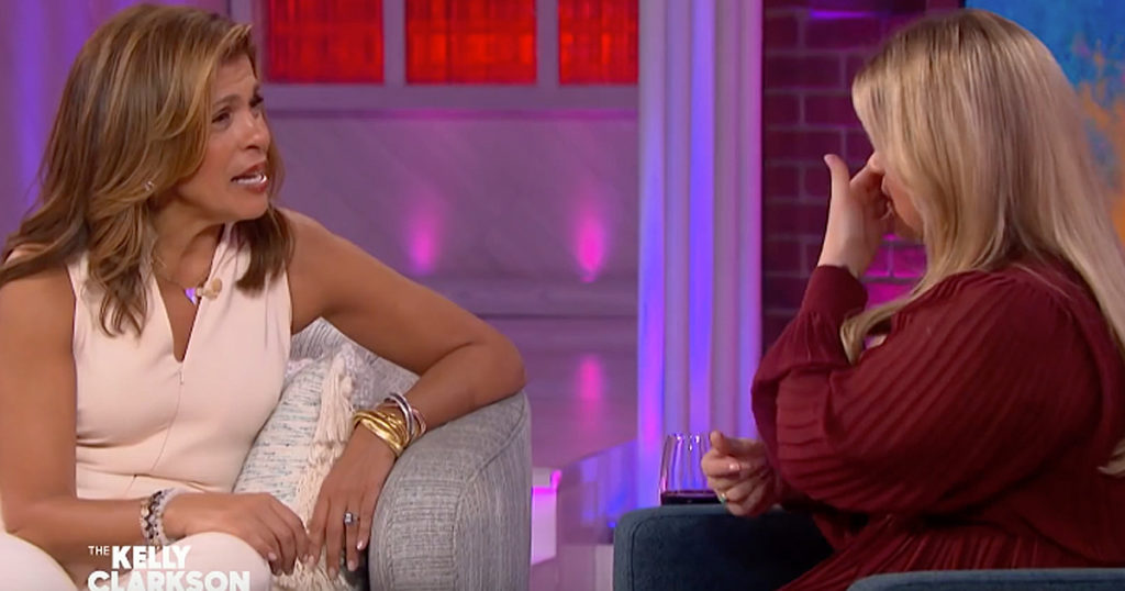 Kelly Clarkson Hoda Kotb Interview Hoda Shares Profound Mom Moment