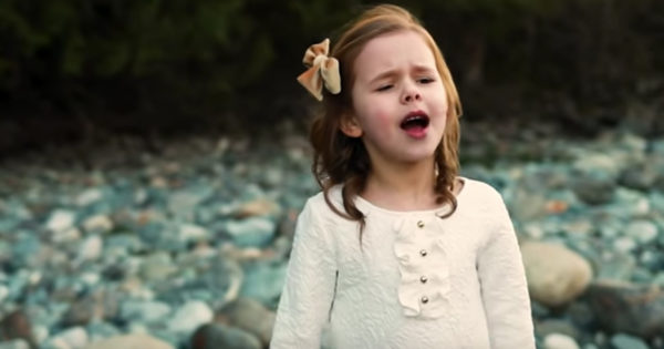 7-Year-Old Claire Crosby Singing ‘I Know That My Redeemer Lives’ Proclaims The Joy Of Easter