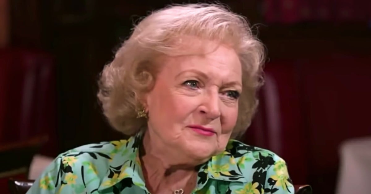 actress betty white died