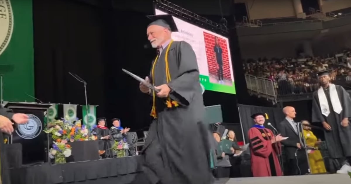 man graduates from college at 72 years old